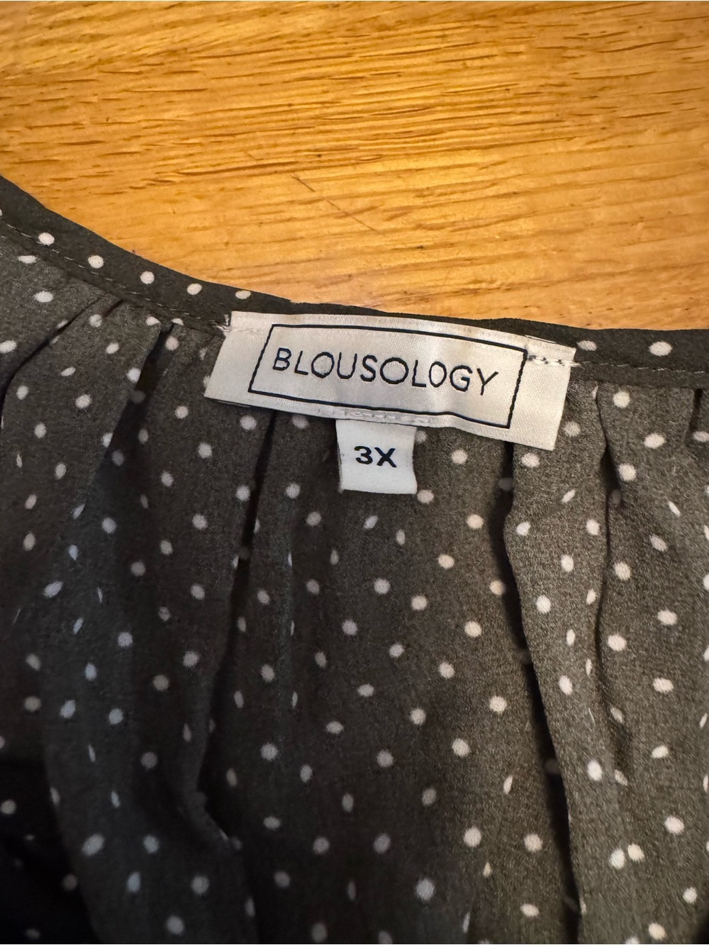 Blouse bundle - Picture 9 of 14
